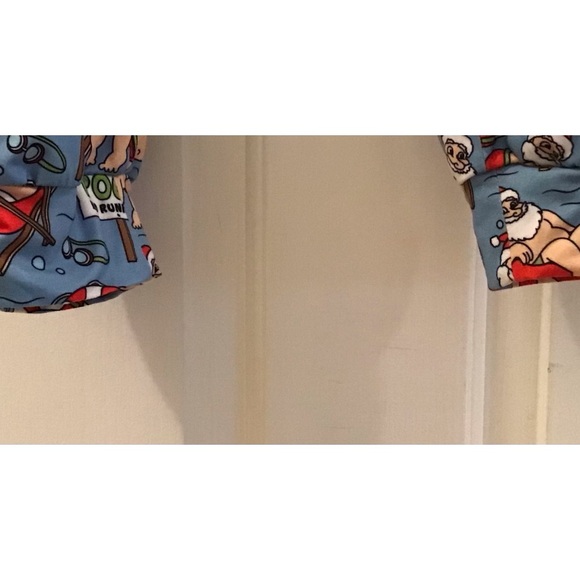 Main and Local Santa in the Swimming Pool Pajama/Lounge Pants Size M - Picture 4 of 5